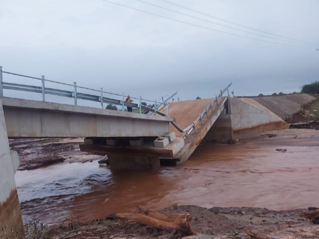 The Ksh. 100 Million Paai Bridge has collapsed following heavy rains.