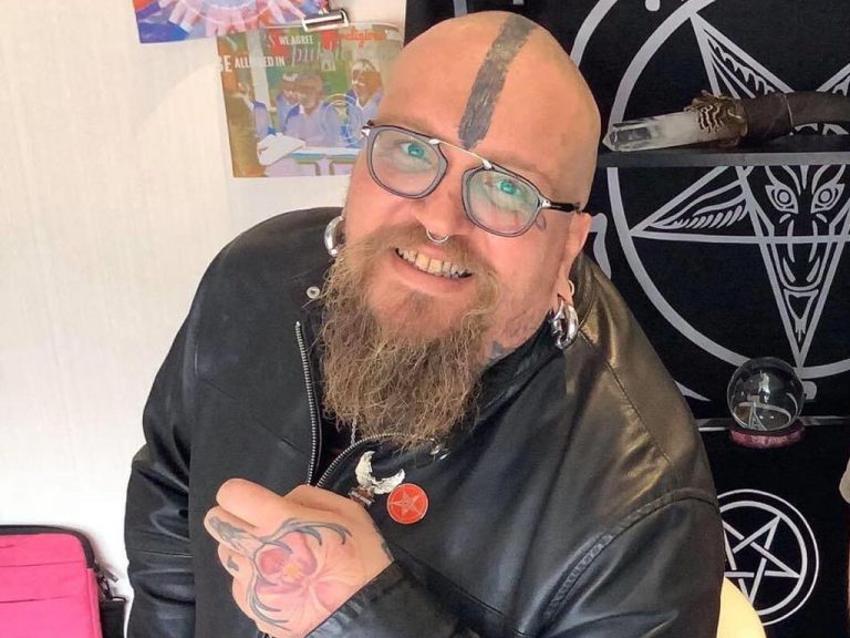 South African Satanist experiences Jesus' love